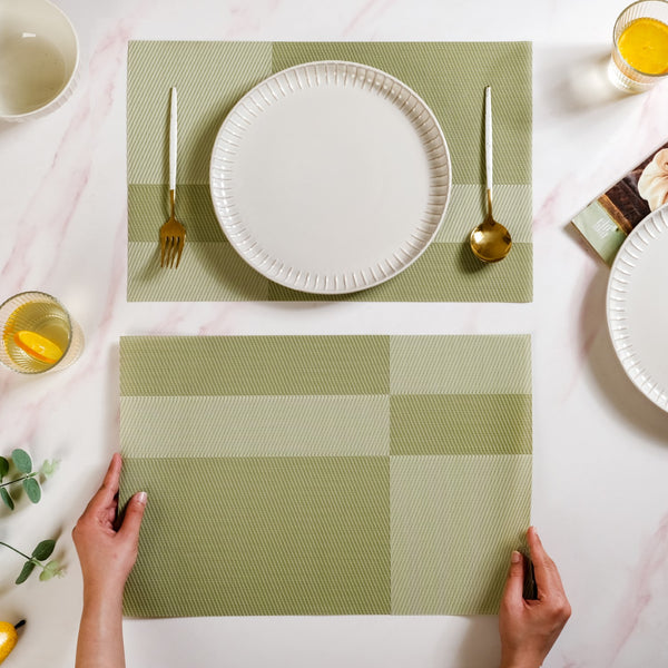 Set Of 6 Geometric Green Table Mat