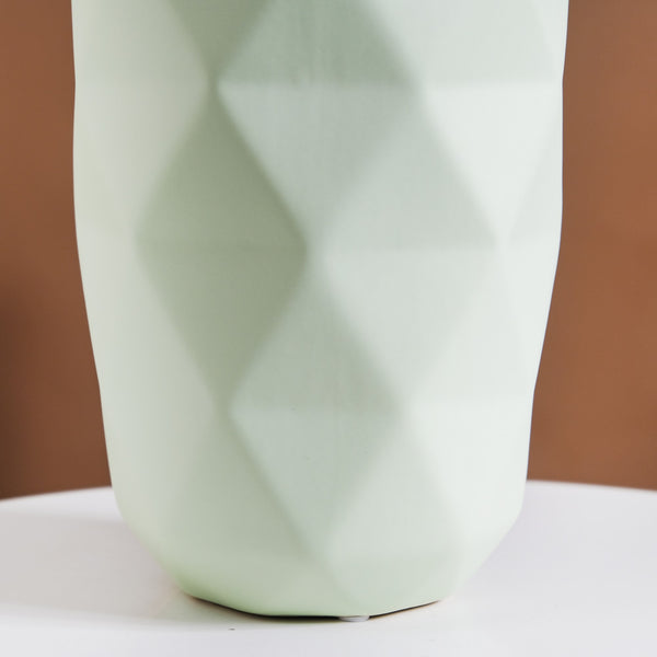 Diamond Textured Ceramic Decorative Vase
