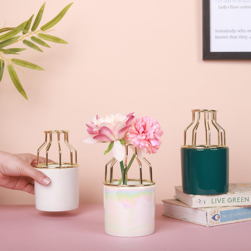 Medium Size Ceramic Pot for Plants - Flower vase for home decor, office and gifting | Home decoration items