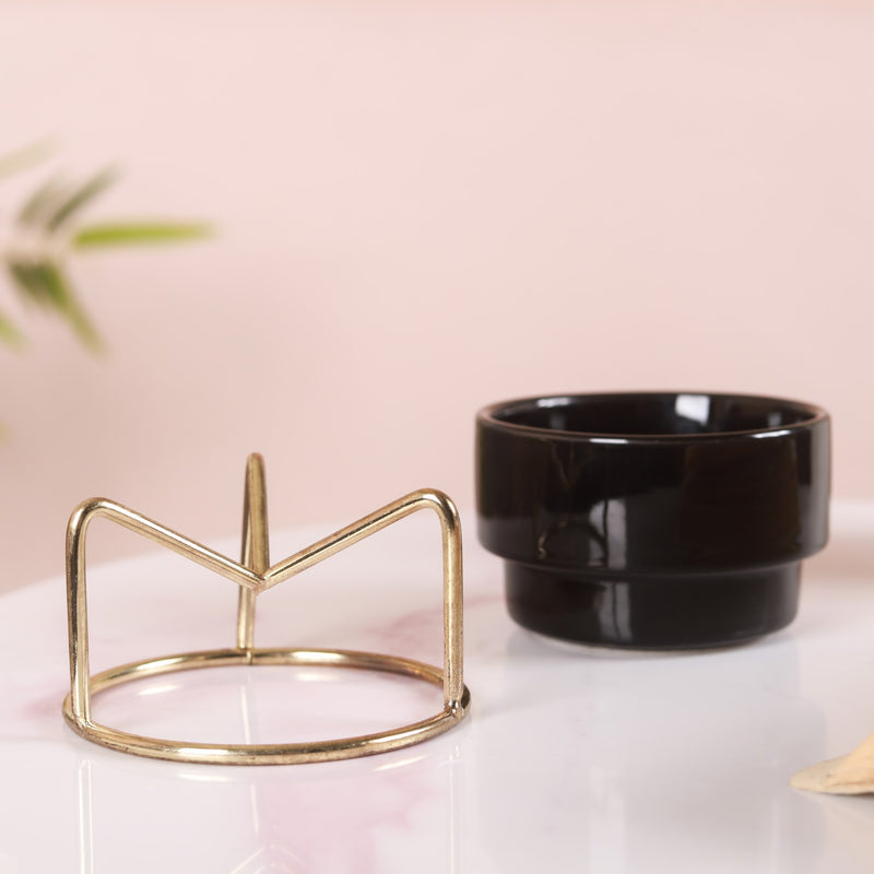 Small Flower Pot - Indoor planters and flower pots | Home decor items