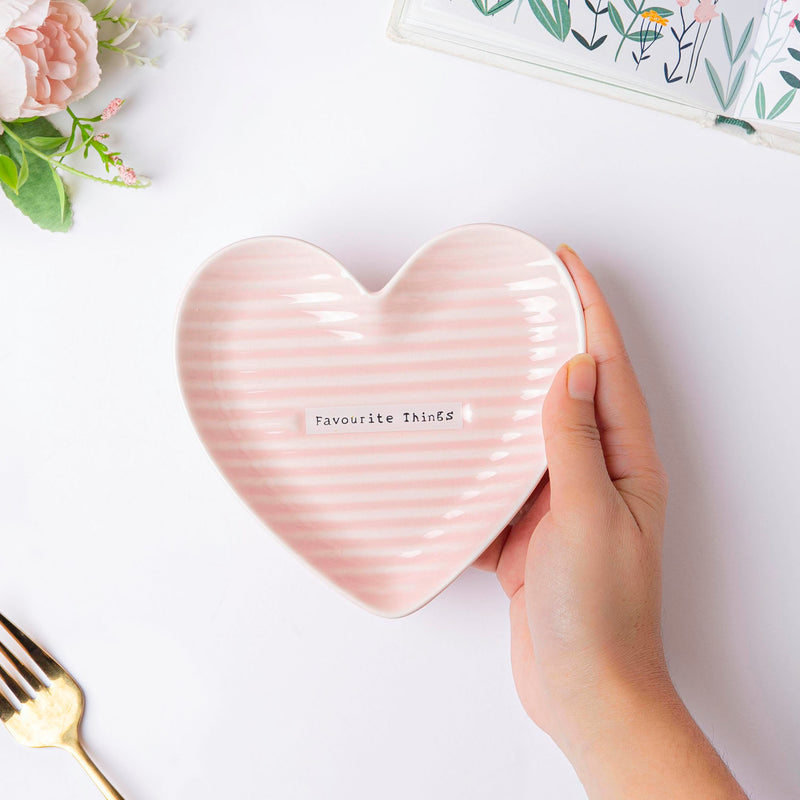 Small Heart Starter Plate Pink - Ceramic platter, serving platter, fruit platter | Plates for dining table & home decor