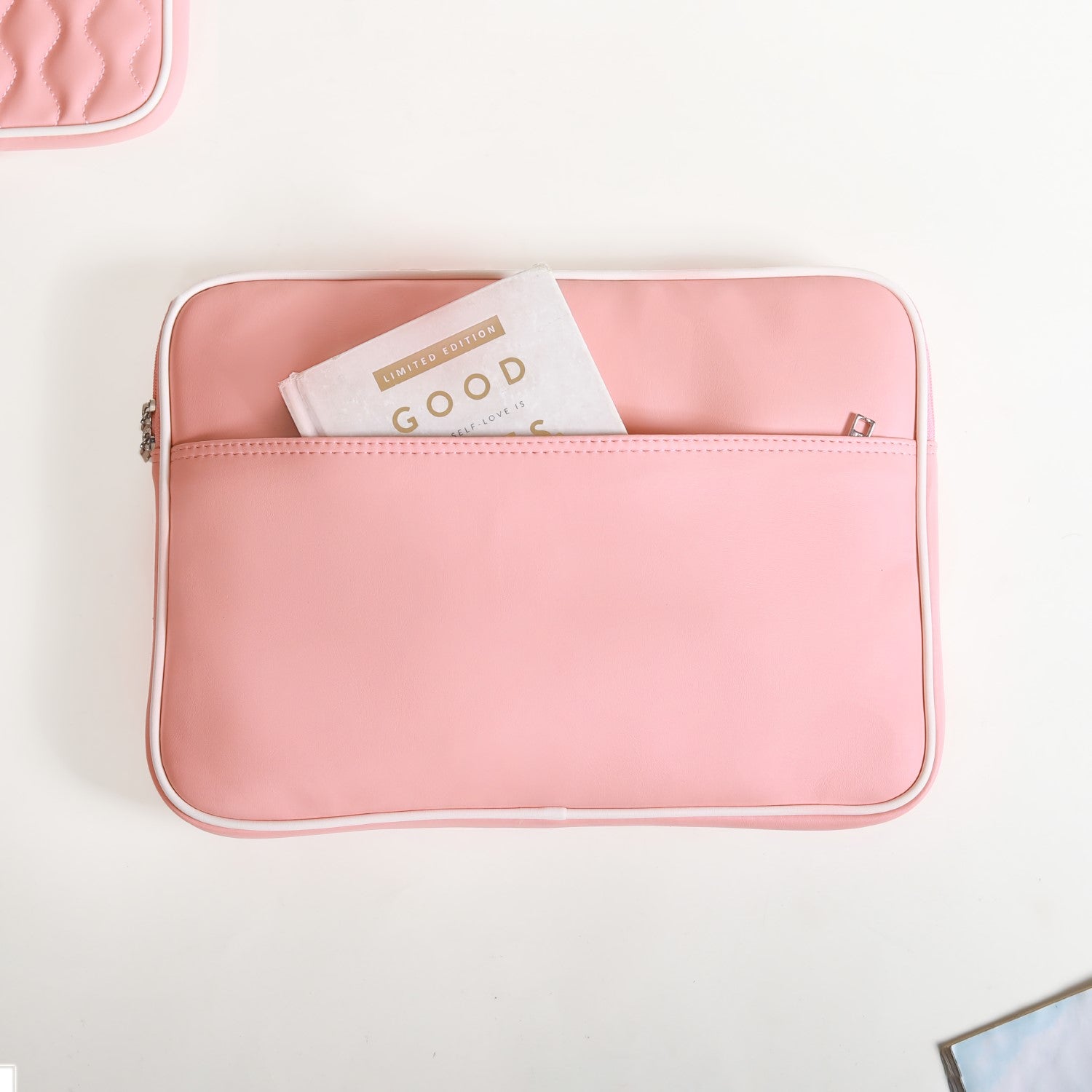 Baby pink 2025 laptop case