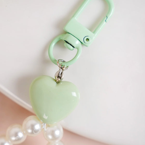 Green Sweetheart And Pearl Keychain