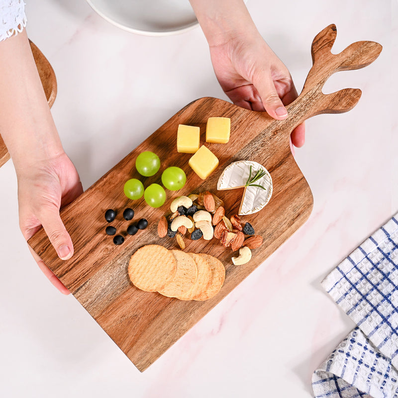 Leaf Handle Acacia Serving And Chopping Board