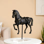 Majestic Gallop Showpiece