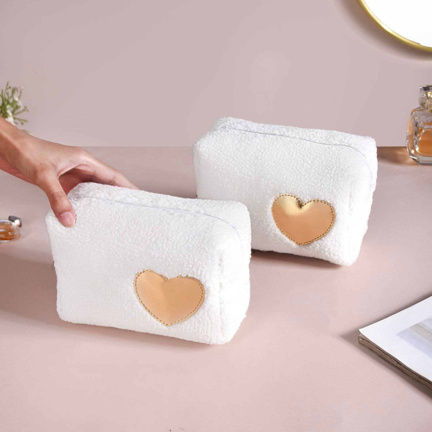 point vanity bag with heart pouch アイボリー Fluffy White Heart Makeup Bag Set Of 2 Online - Premium Vanity