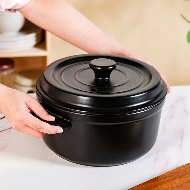 Matte Black Ceramic Cocotte 4000ml