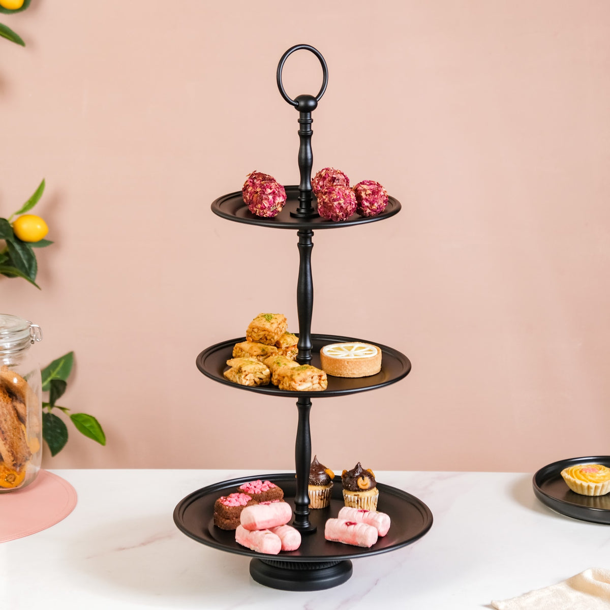 Cake Stands Buy Metal Cake Stands Online at Best Prices Nestasia