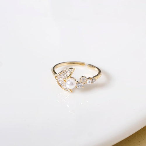 Mermaid Tales Gold Finger Ring