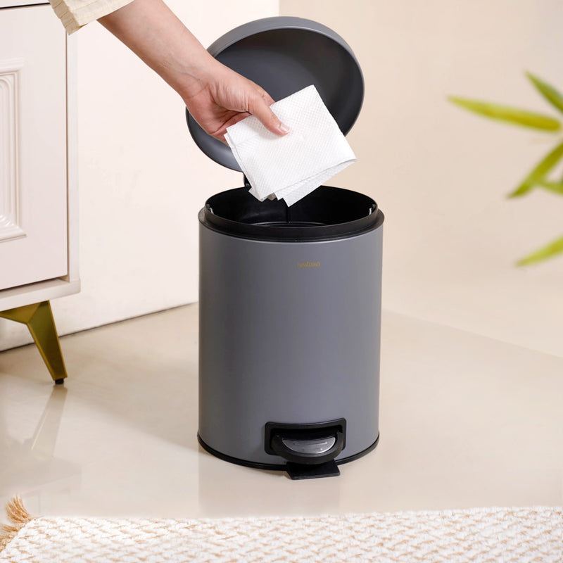 Modern Metal Dustbin With Removable Bucket Grey 5000ml