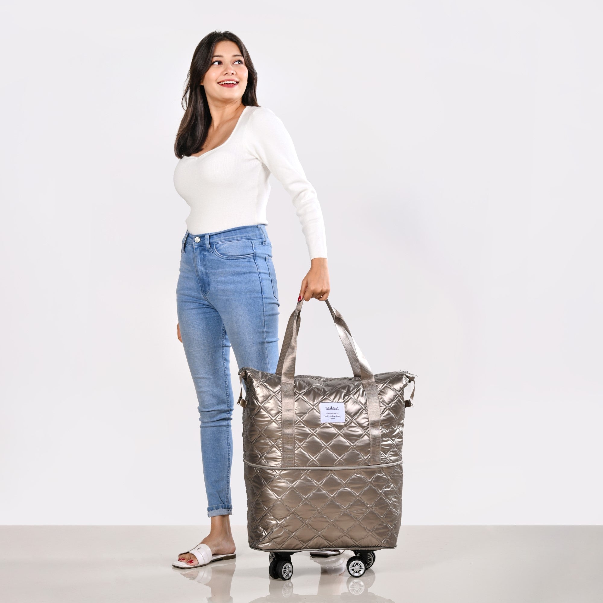 Movo Expandable Rolling Duffle Bag With Detachable Wheels Metallic