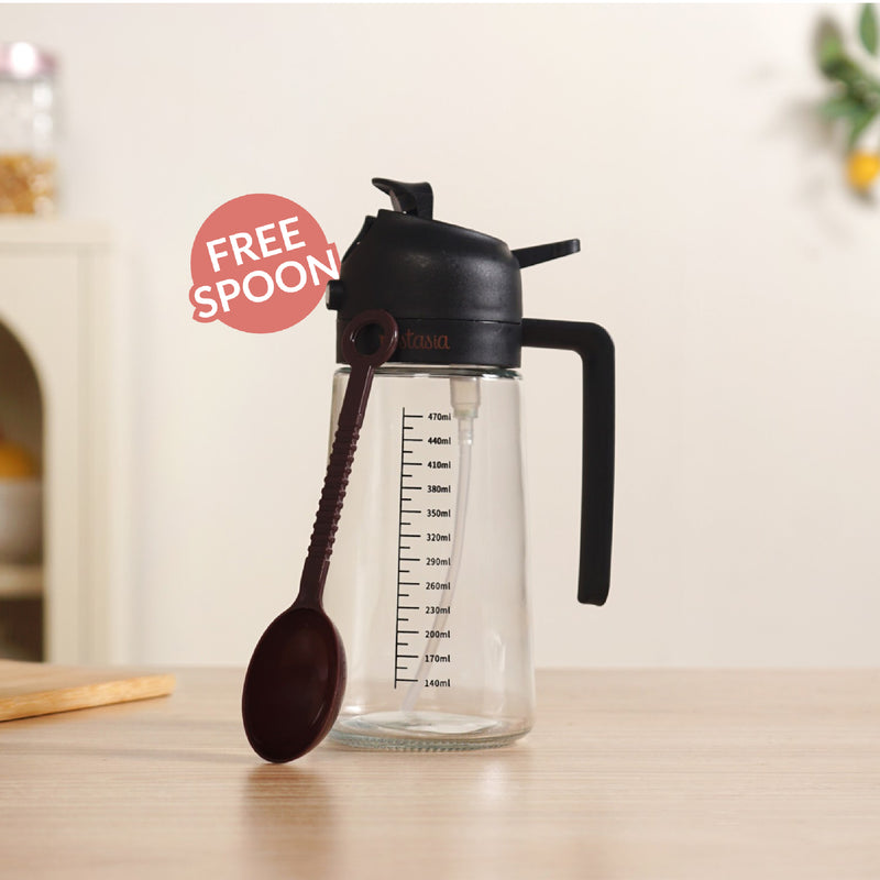Spray And Pour Oil Dispenser Bottle Black 470ml With Spoon
