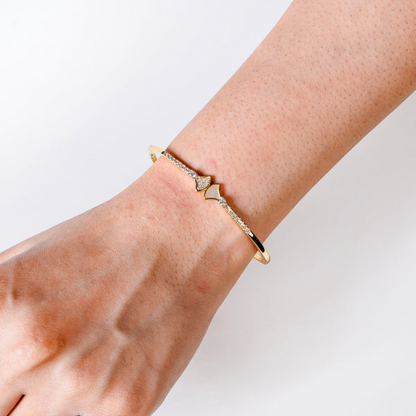 Bracelet Online - Premium Nautical Glam Seashell Gold Bracelet | Nestasia