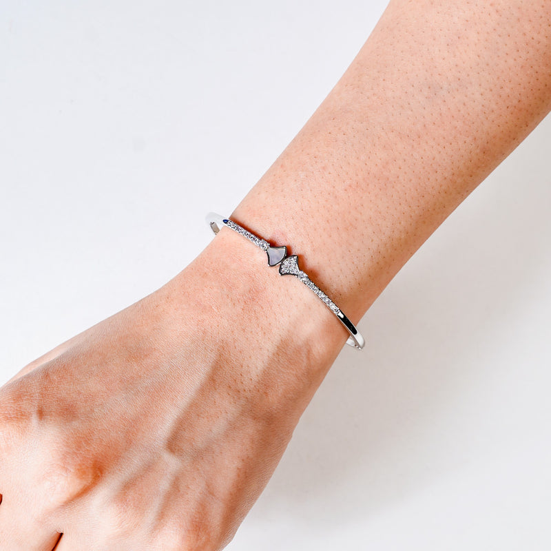 Nautical Glam Seashell Silver Bracelet