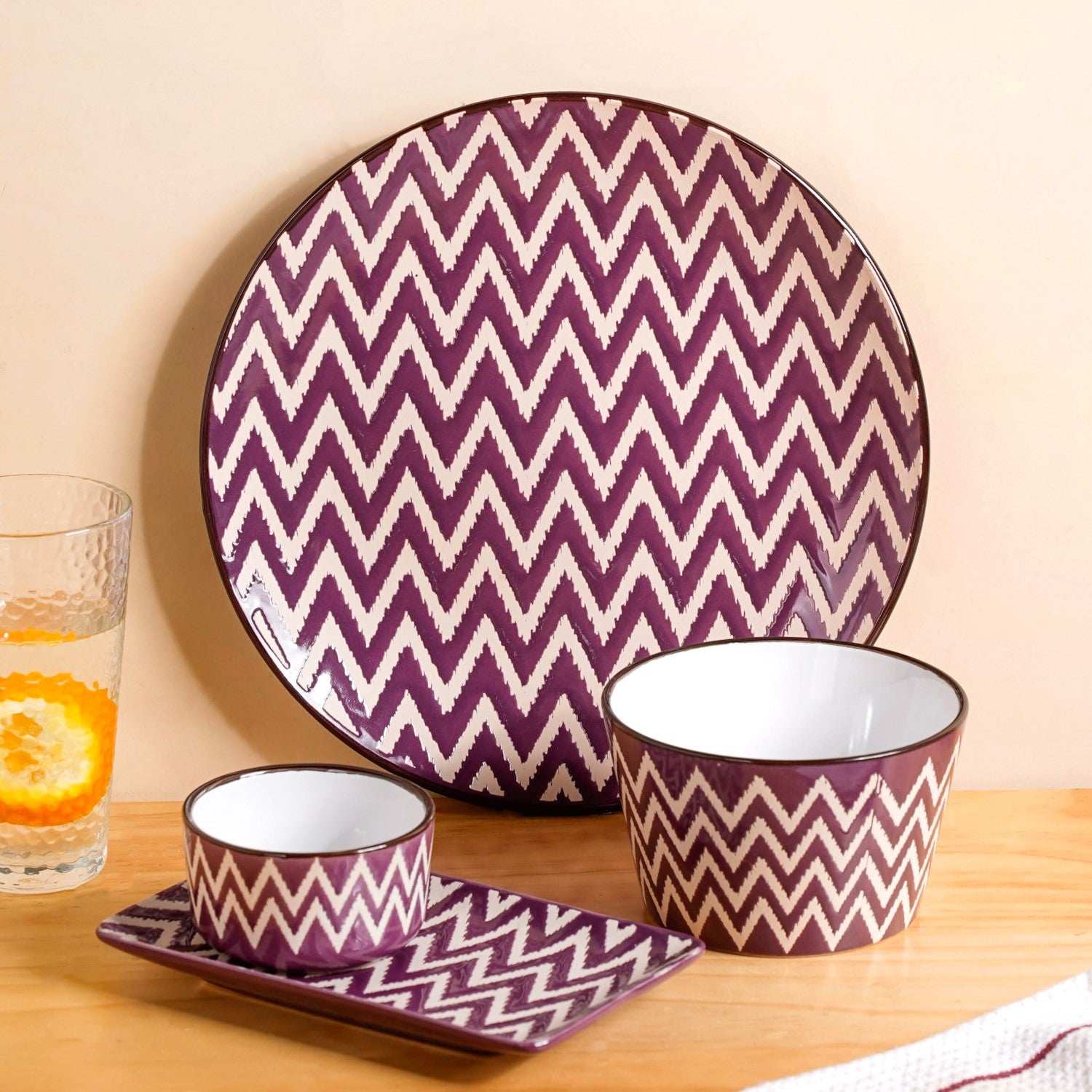 Oscilla Purple 16 Piece Premium Dinner Set For Online Premium