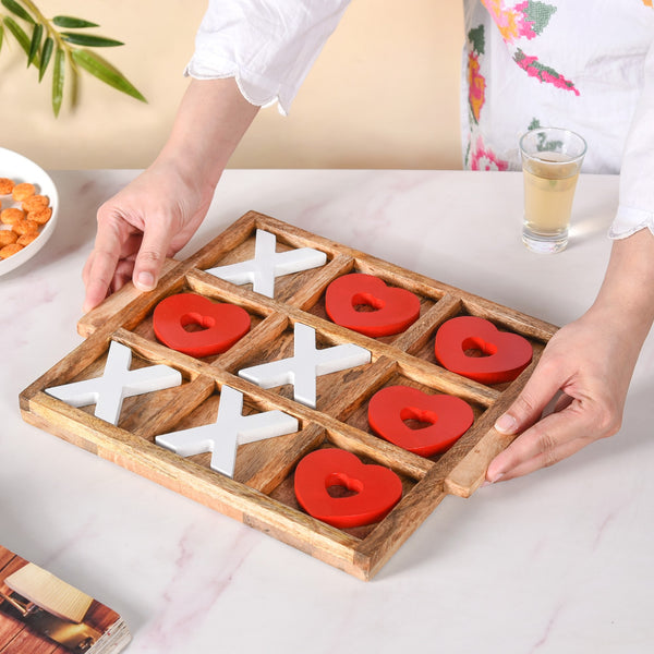 Hearts Tic Tac Toe Party Game