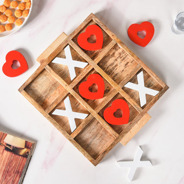 Hearts Tic Tac Toe Party Game