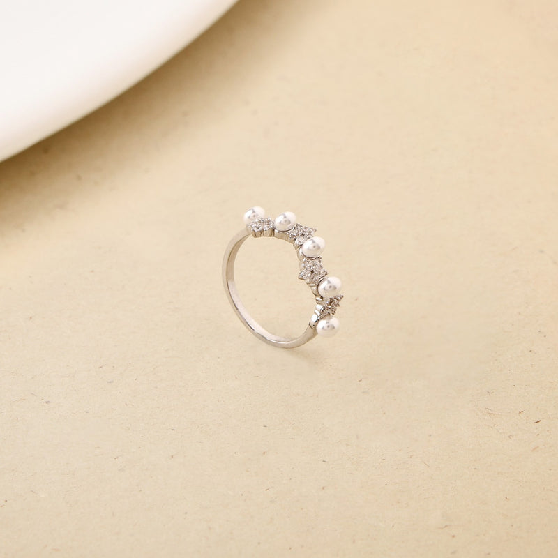 Pearl Blooms Silver Ring