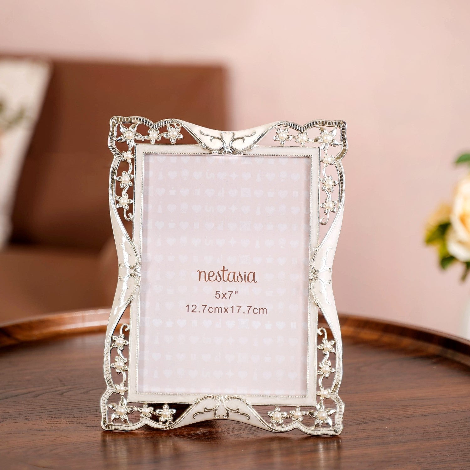Floral Cutwork Pearl Medium Photo Frame 13x18cm