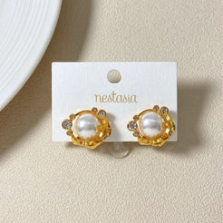 Pearl Fleur Stud Earrings