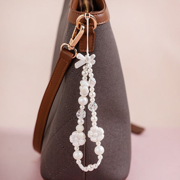 Pearly White Blossoms Phone Lanyard