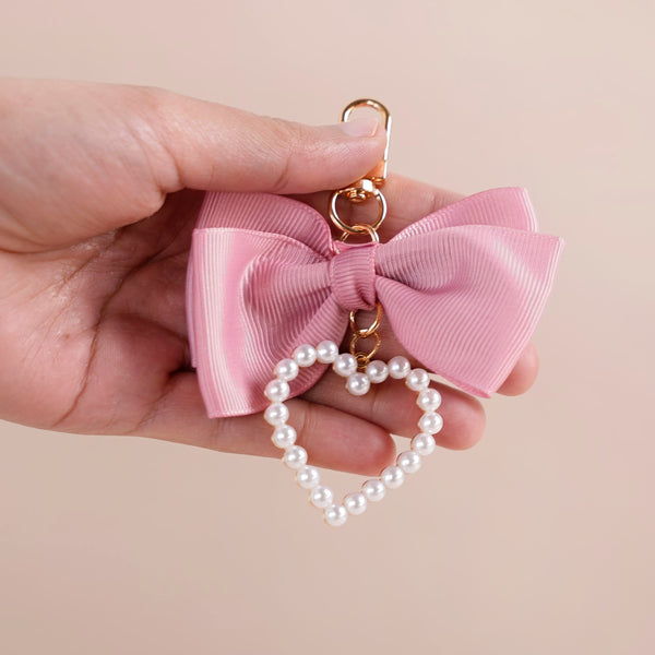 Pink Bow And Pearl Heart Cute Keychain