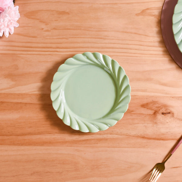 Mint Green Pleated Snack Plates Set Of 4 9 Inch