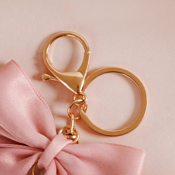 Pretty In Pink Cute Bow And Pearls Keychain