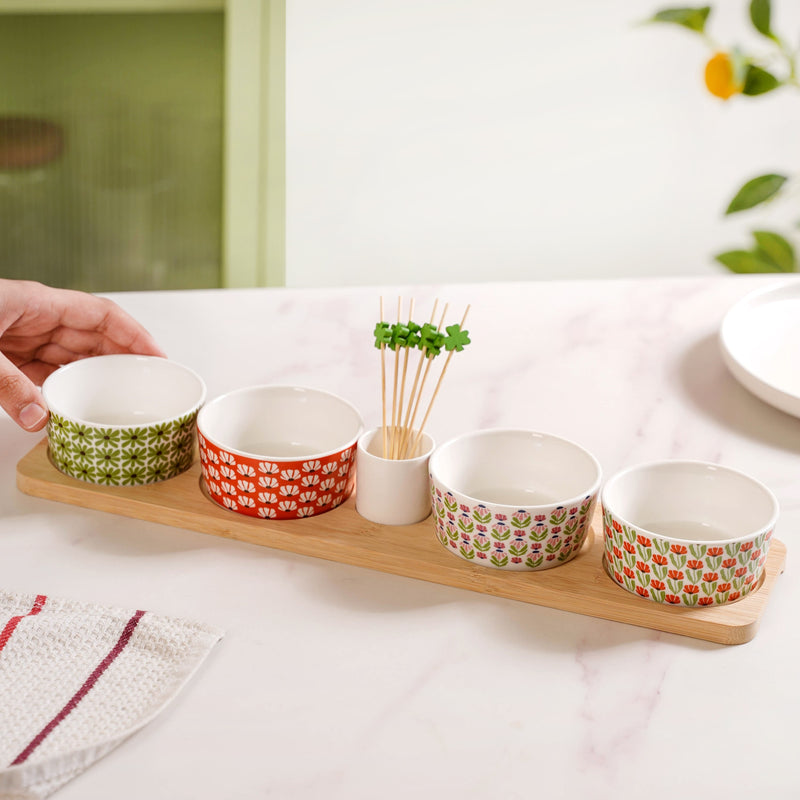 Printed Bowls With Tray And Toothpick Set Of 7