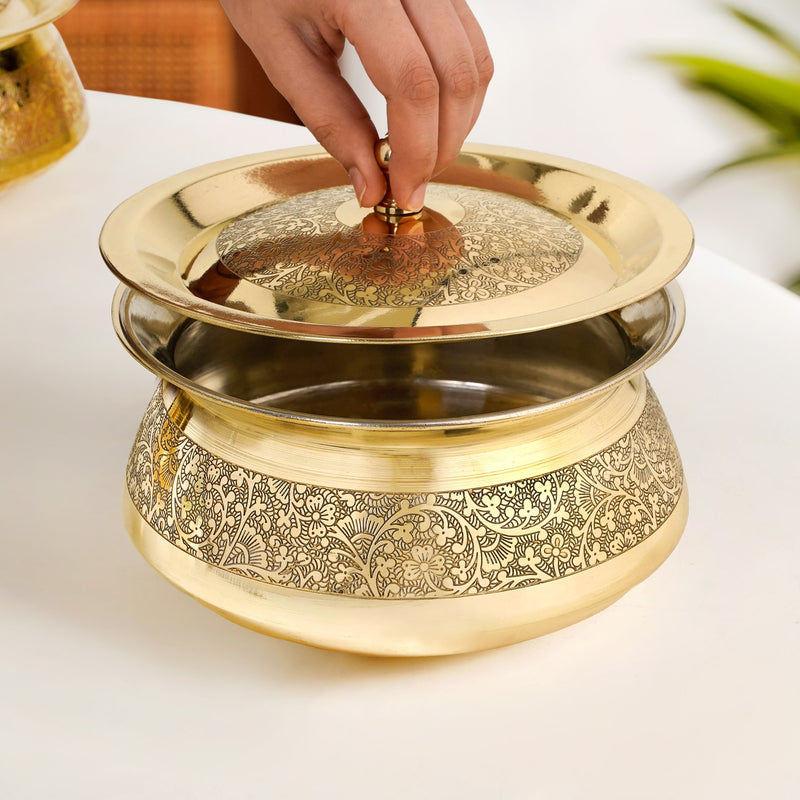 Pure Brass Embossed Cooking Pot With Lid 2300ml