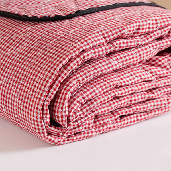 Checkered Red and White Foldable Picnic Mat 84x60 Inch