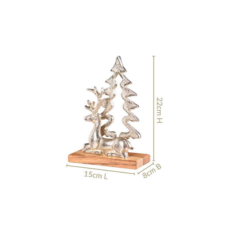 Reindeer By The Noel Tree Metal Decor