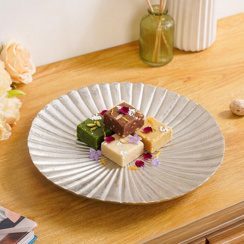 Ribbed Platter Silver 29cm