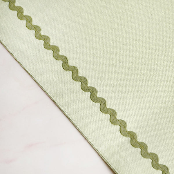 Isabelle 6 Seater Table Runner Green 183x36cm