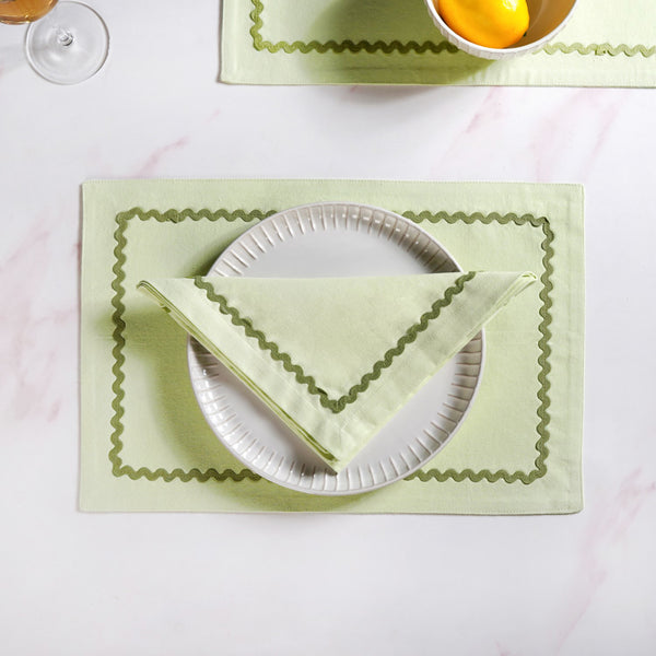 Isabelle Set Of 4 Green Cotton Rick Rack Napkins
