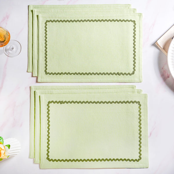 Isabelle Set Of 6 Green Table Mats With Rick Rack