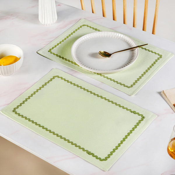 Isabelle Set Of 6 Green Table Mats With Rick Rack