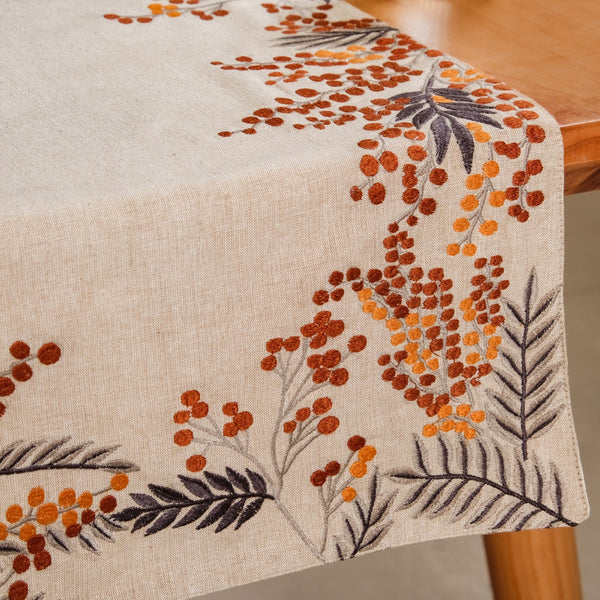 Rustic Charm Wild Berry Cotton Table Runner