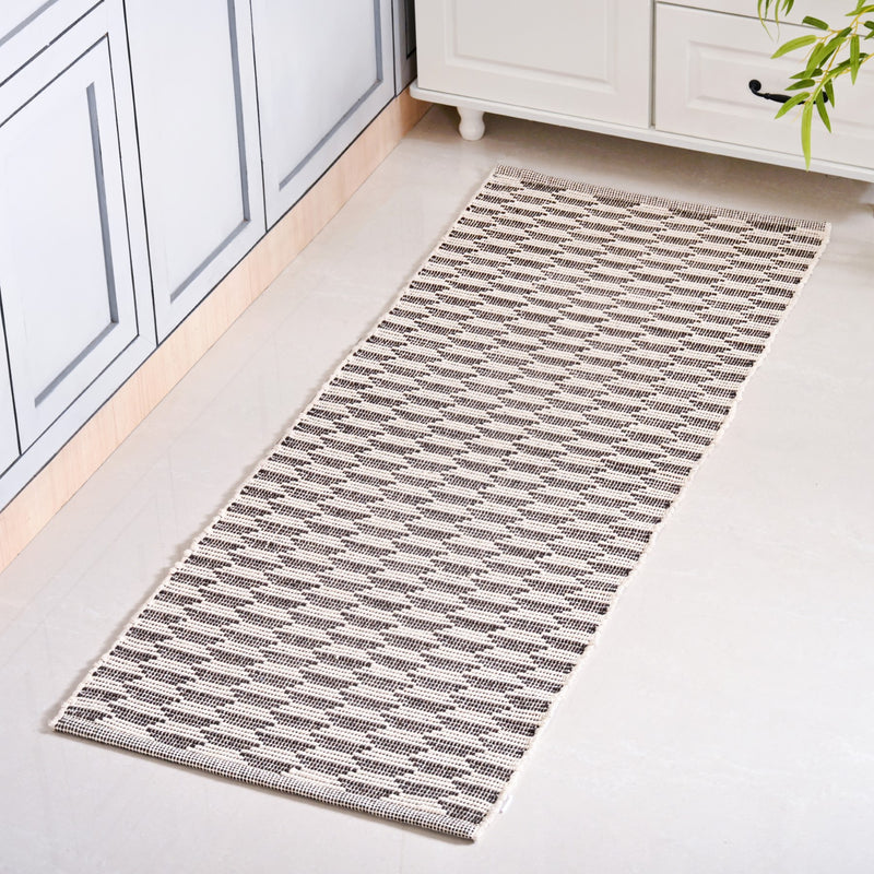 Brown And White Weave Rug 134x50cm