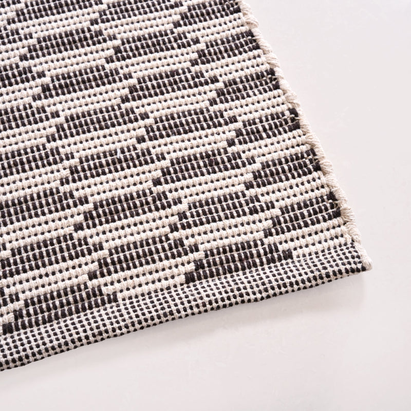 Brown And White Weave Rug 134x50cm