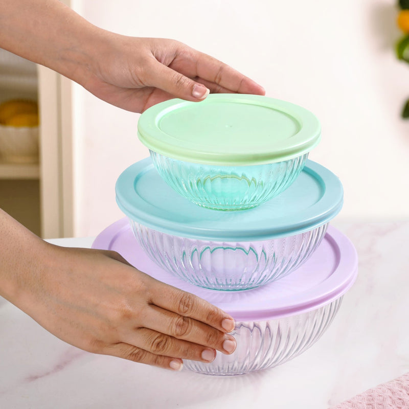 Sealpro Fluted Glass Mixing Bowls With Lids Set Of 3