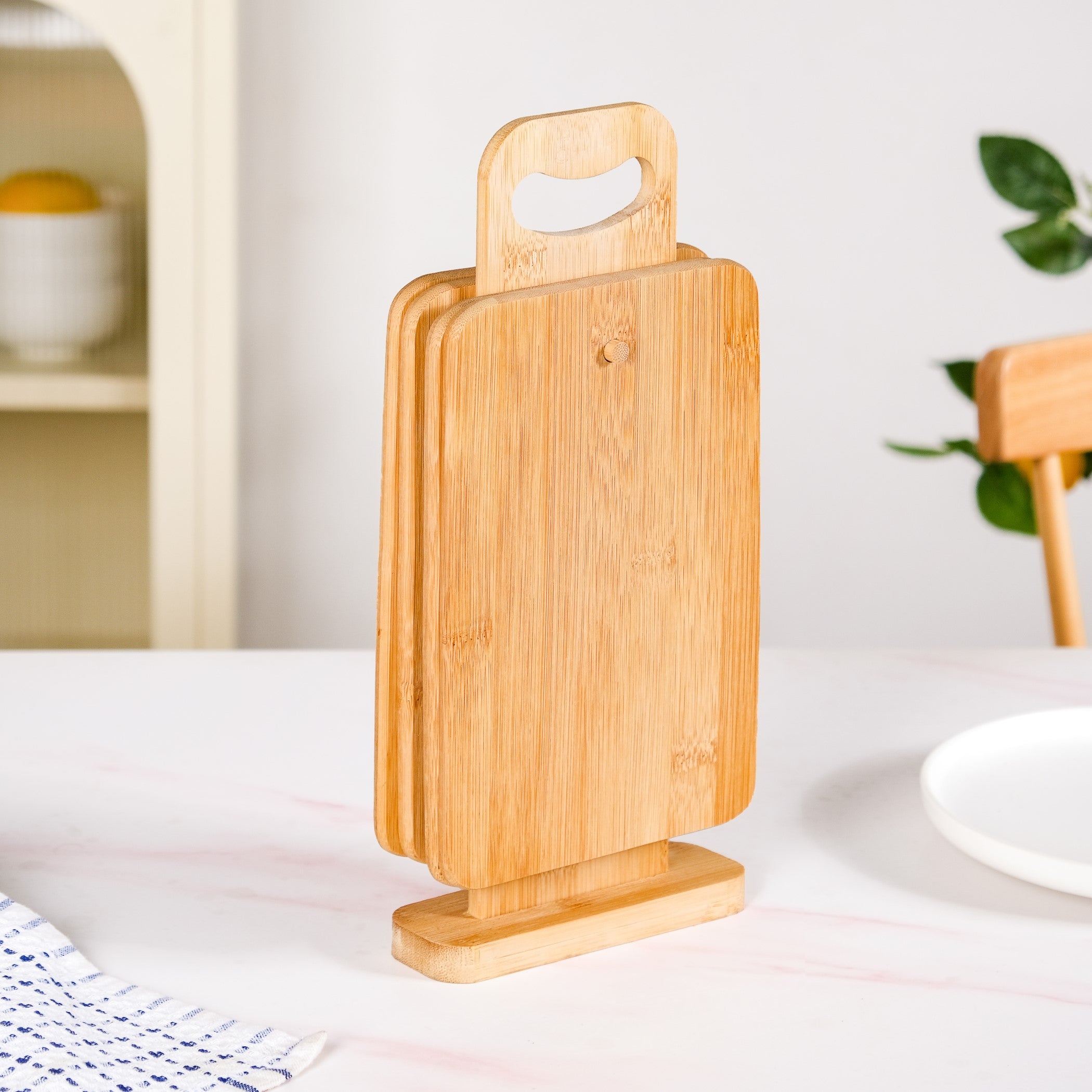 Set Of 4 Bamboo Platters With Stand