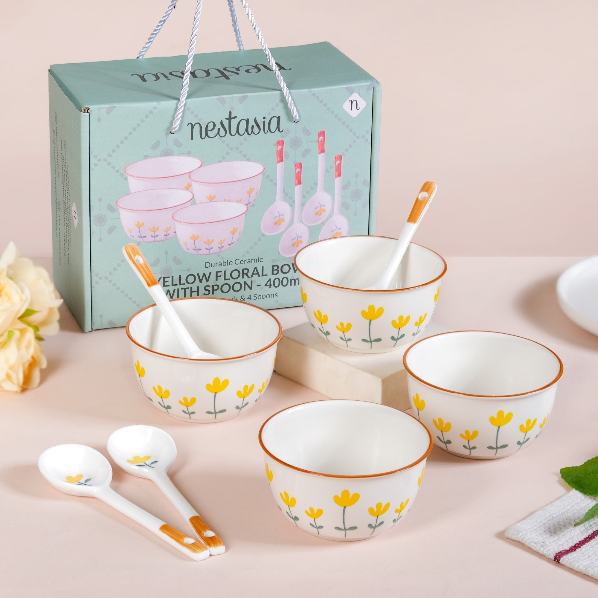 Set Of 4 Floret Soup Bowls With Spoons 400ml