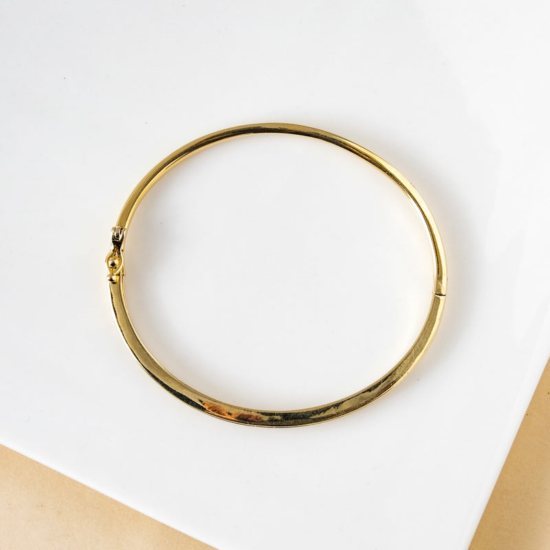 Shimmery Diamond Gold Bracelet