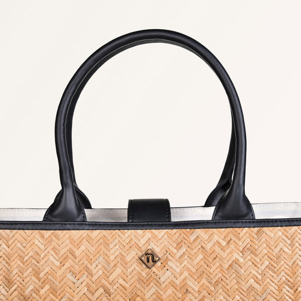 BreezeBag Carryall Black Tote