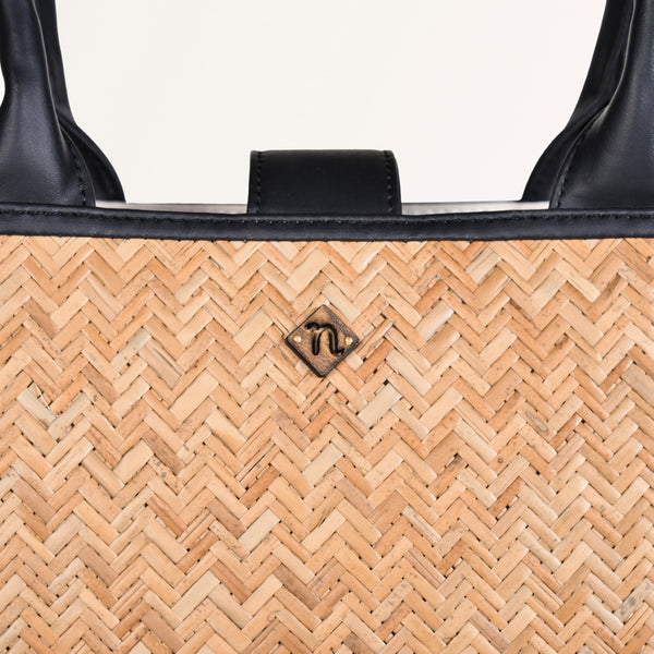 BreezeBag Carryall Black Tote