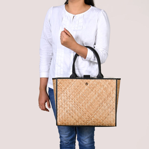 BreezeBag Handwoven Carryall Tote Black