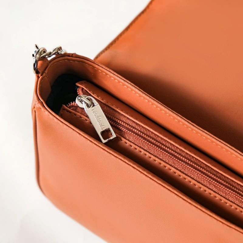 Classic Flap Shoulder Bag With Chain Brown