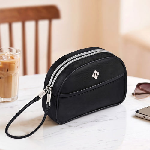 Signature Wristlet Wallet Black