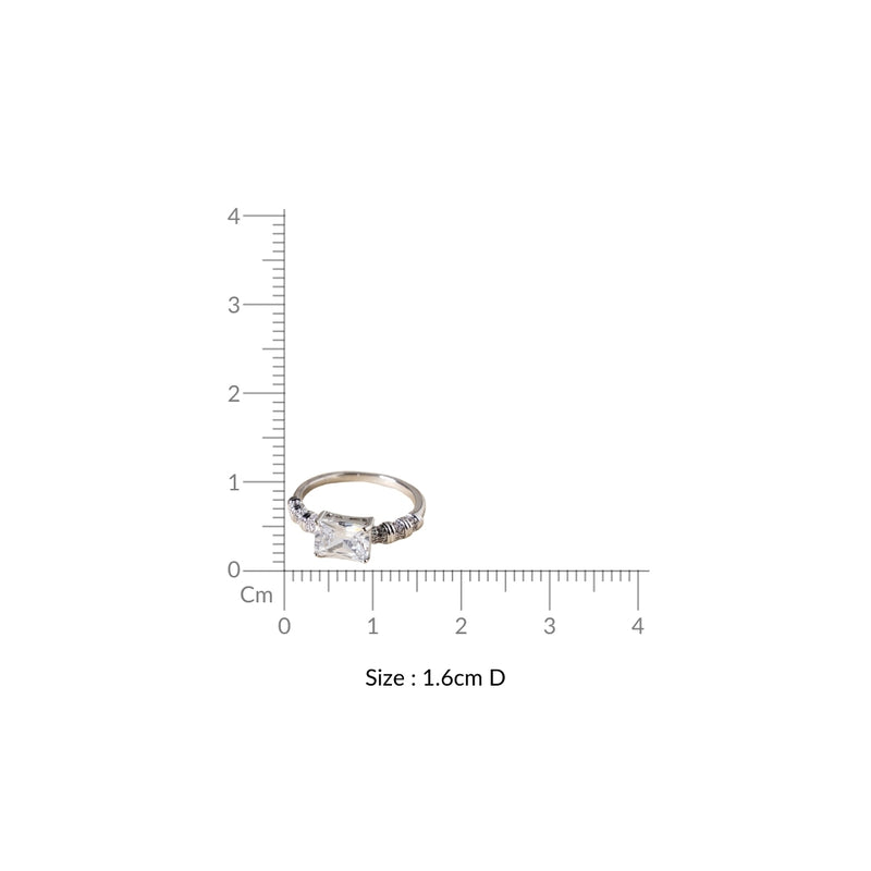 Silver Solitaire Stud Ring
